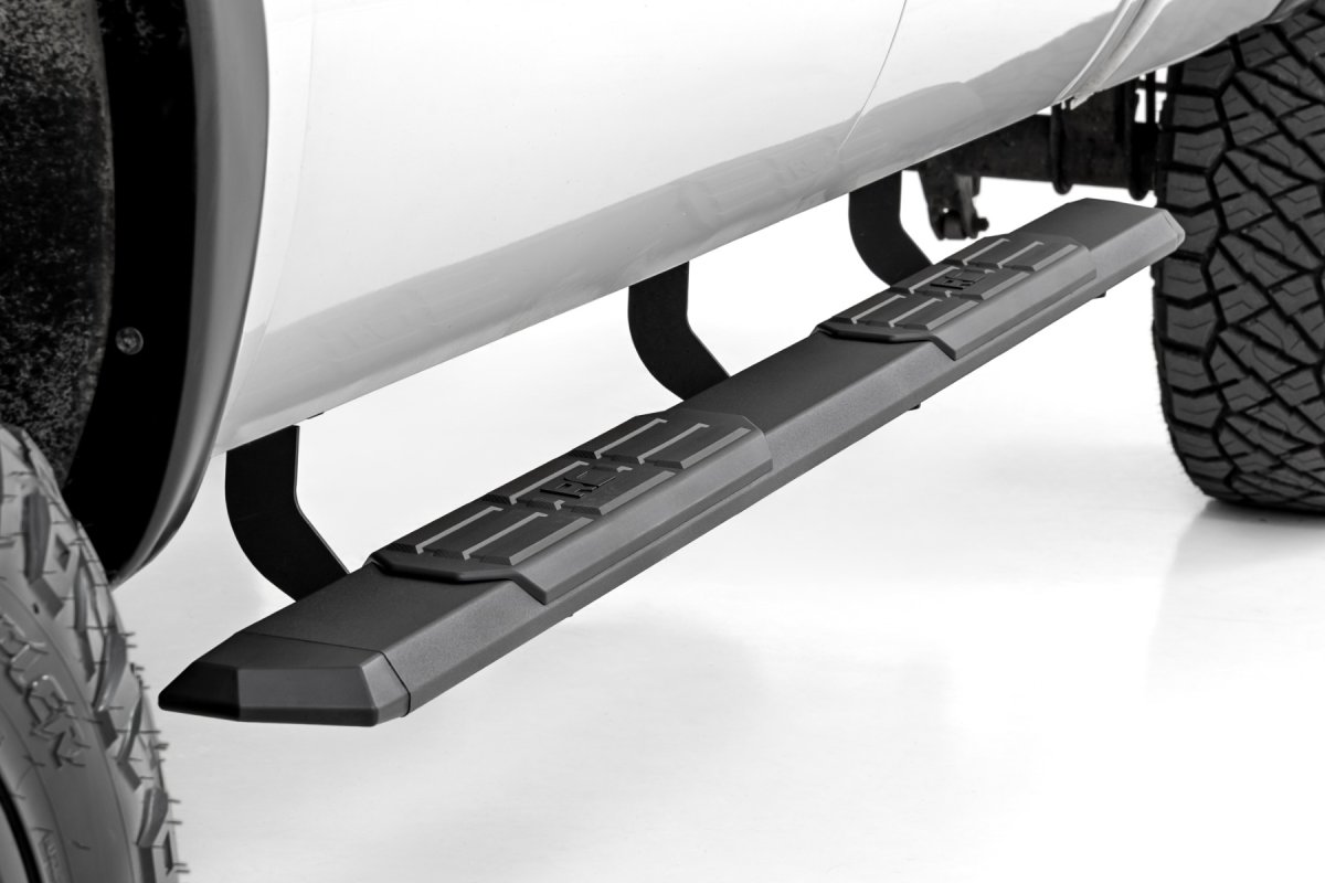 Ford F-550 Super Duty Running Boards - Rough Country - TR2 - Black - '99-'16